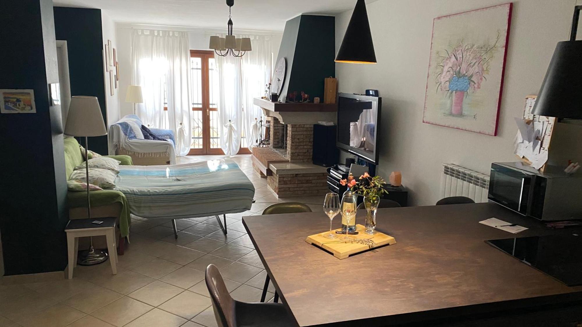 The Wild Lavender Apartman Cecchina Kültér fotó