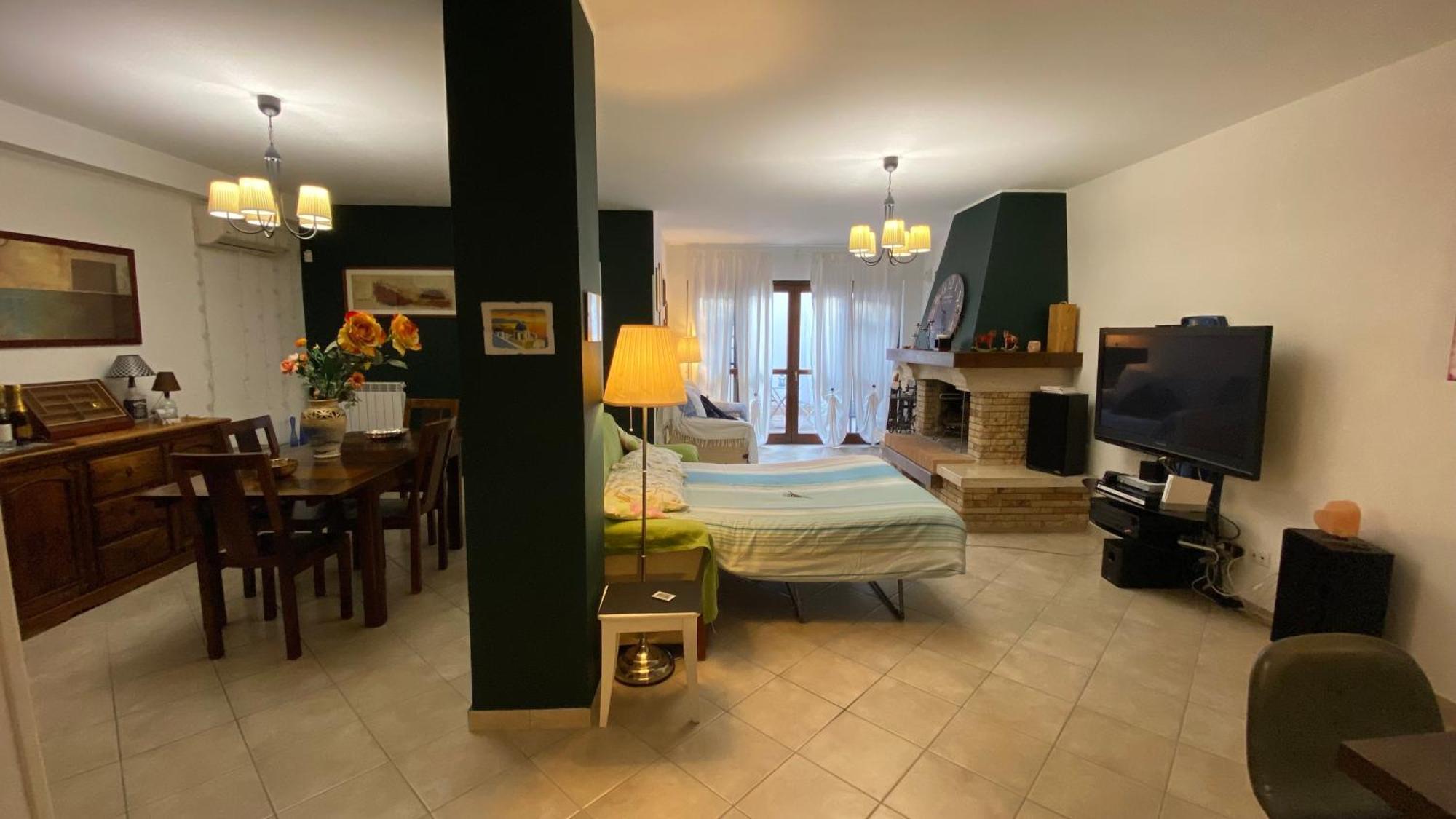 The Wild Lavender Apartman Cecchina Kültér fotó